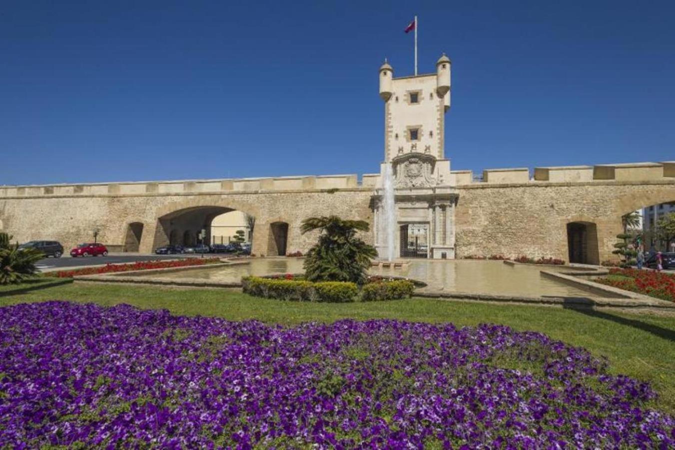 Apartamento La Perla Little Apartments Cadiz Bagian luar foto